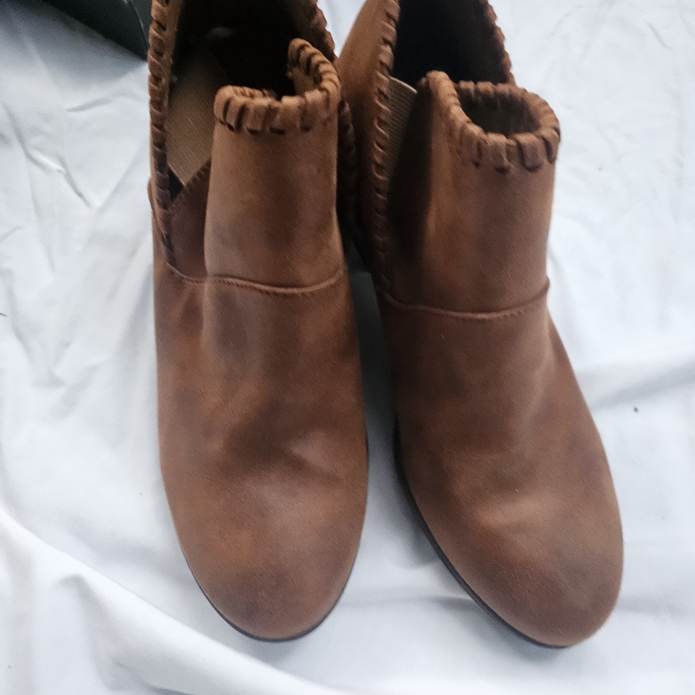 Elegant Tan Ankle Booties